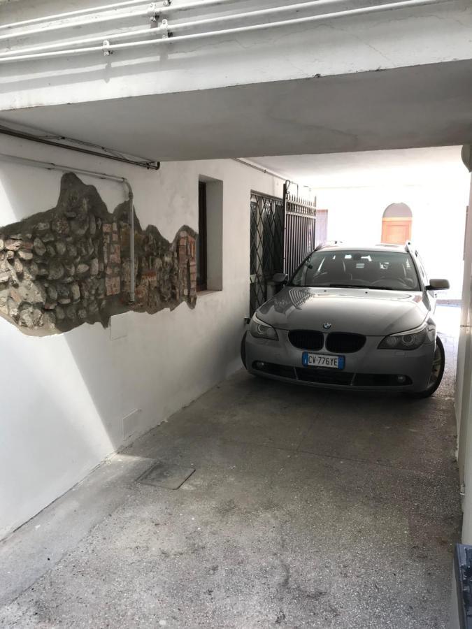 Che Piacere! Udine In Centro Col Posto Auto Leilighet Eksteriør bilde